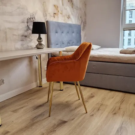 77 Flou Przystan Letnica, Parking & 800m Plaza * Gdaňsk