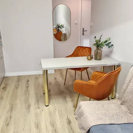 77 Flou Przystan Letnica, Parking & 800m Plaza Апартаменты *