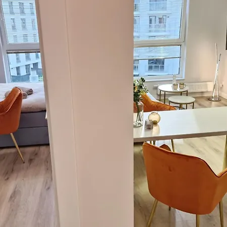 Appartement 77 Flou Przystan Letnica, Parking & 800m Plaza Gdańsk