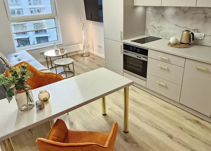 77 Flou Przystan Letnica, Parking & 800m Plaza Daire Gdansk